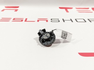 Датчик удара (давления воздуха), ориг. номер 1036762-00-A, Tesla Model 3 2017-2021
