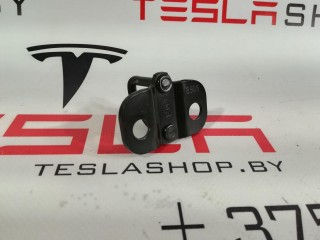 Петля замка крышки багажника, ориг. номер 1092309-00-B, Tesla Model 3 2017-2021