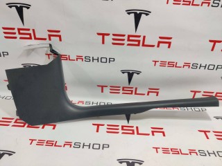 Накладка стойки А, ориг. номер 1086293-00-G, Tesla Model 3 2017-2021
