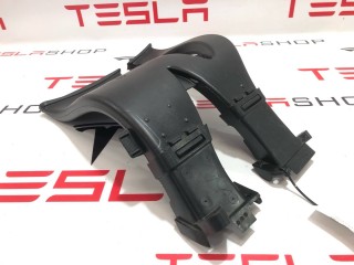 Воздуховод противотуманной фары, ориг. номер 1043929-00-E, Tesla Model X 2015-2021