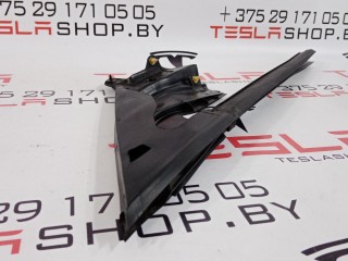 Уплотнитель форточки двери, ориг. номер 1090502-00-G, Tesla Model 3 2017-2021