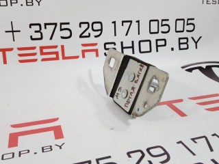 прочая запчасть, ориг. номер A2127400132, 1009419-00-B, Tesla Model S 2012-2016