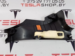 Накладка стойки С, ориг. номер 1086309-00-F, Tesla Model 3 2017-2021