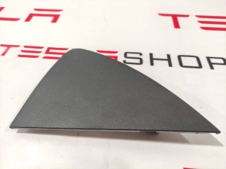 Накладка боковая торпеды, ориг. номер 1083361-00-D, Tesla Model 3 2017-2021