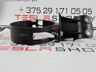 Крепление баллона пневмоподвески (ресивера), ориг. номер 1013834-00-C, Tesla Model S 2012-2016
