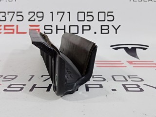 Кронштейн крепления электропроводки, ориг. номер 1008964-00-B, Tesla Model S 2012-2016