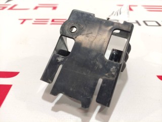 прочая запчасть, ориг. номер 1005371-00-B, 1483108-00-A, Tesla Model X 2015-2021