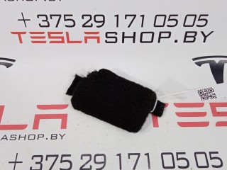 Заглушка отделки порта зарядки (текстиль), ориг. номер 1051663-00-A, Tesla Model S 2012-2016