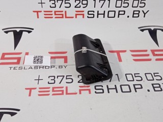 прочая запчасть, ориг. номер 1009263-00-E, Tesla Model S 2012-2016