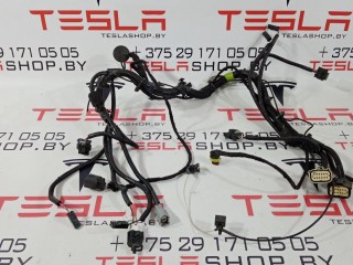 Электропроводка бокса переднего багажника (ванны), ориг. номер 1004557-01-J, Tesla Model S 2012-2016
