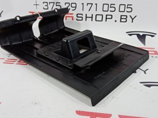 Подкапотный пластик бокса, ориг. номер 1010806-00-A, Tesla Model S 2012-2016