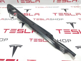 Датчик прижатия (накладка крышки багажника), ориг. номер 6007576-00-C, Tesla Model S 2012-2016