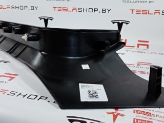 Накладка стойки А, ориг. номер 1007968-00-C, Tesla Model S 2012-2016