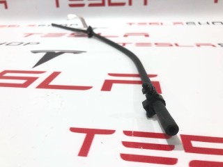 прочая запчасть, ориг. номер 1054647-00-A, Tesla Model S 2012-2016
