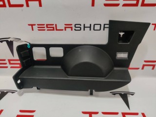 Накладка центральной панели, ориг. номер 1035563-00-C, 1054822-00-A, Tesla Model X 2015-2021