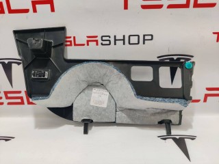 Накладка центральной панели, ориг. номер 1035563-00-C, 1054822-00-A, Tesla Model X 2015-2021