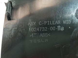 Накладка ремня безопасности стойки С, ориг. номер 1024732-00-B, Tesla Model S 2012-2016