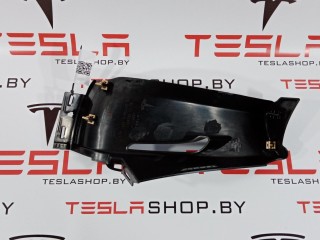 Накладка ремня безопасности стойки С, ориг. номер 1024730-00-B, Tesla Model S 2012-2016