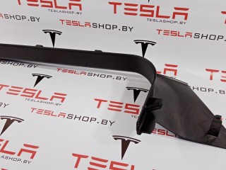 Накладка стойки А, ориг. номер 1002516-00-C, Tesla Model S 2012-2016