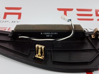 Накладка боковая торпеды, ориг. номер 1014951-00-A, 1002325-00-A, Tesla Model S 2012-2016