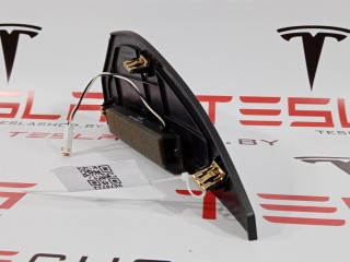 Накладка боковая торпеды, ориг. номер 1014951-00-A, 1002325-00-A, Tesla Model S 2012-2016