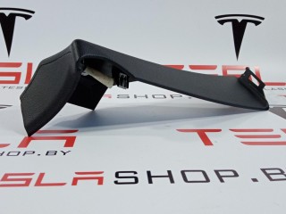 Накладка ремня безопасности стойки С, ориг. номер 1007928-00-B, Tesla Model S 2012-2016