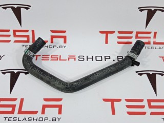 Шланг охлаждения (чарджера), ориг. номер 1006252-00-E, Tesla Model S 2012-2016