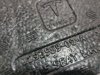 Упор настила багажника (пенопласт), ориг. номер 1092559-00-B, Tesla Model X 2015-2021