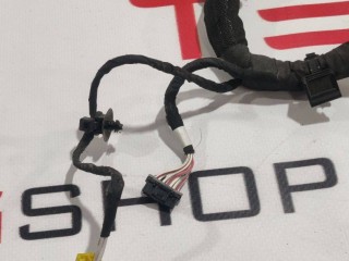 прочая запчасть, ориг. номер 1078426-00-E, 1110283-00-B, 1114927-00-H, Tesla Model Y 2020-2026