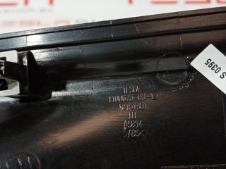 Накладка основания 1-ого ряда сидений, ориг. номер 1061619-00-B, Tesla Model X 2015-2021