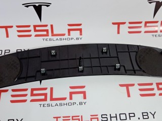 прочая запчасть, ориг. номер 1009251-00-B, 1009233-00-H, Tesla Model S 2012-2016