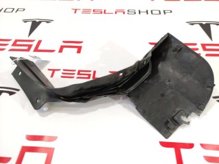 Обтекатель накладки порога, ориг. номер 1003696-00-S, Tesla Model S 2012-2016