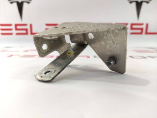 Кронштейн крепления клаксона, ориг. номер 6008604-00-B, Tesla Model S 2012-2016