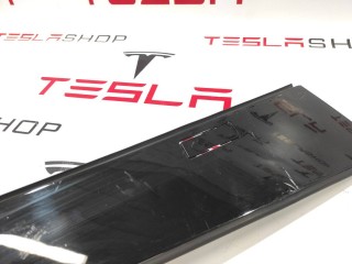 прочая запчасть, ориг. номер 1052493-00-A, 1053618-S0-B, Tesla Model S 2012-2016