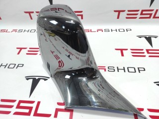 Накладка хромированная 2-го ряда сидения, ориг. номер 1062971-00-A, Tesla Model X 2015-2021