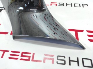 Накладка хромированная 2-го ряда сидения, ориг. номер 1062967-00-A, Tesla Model X 2015-2021