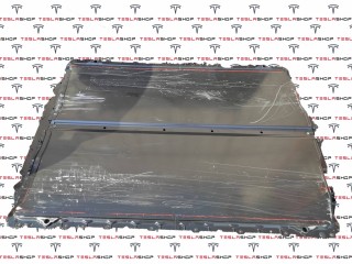 Корпус основной батареи, ориг. номер 1104422-00-T, Tesla Model 3 2017-2021