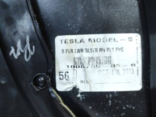 Накладка стойки B, внутренняя, ориг. номер 1008765-08-B, Tesla Model S 2012-2016