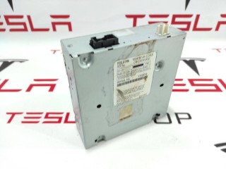 Радио FM/HD/XM, ориг. номер 1004787-01-C, Tesla Model S 2012-2016