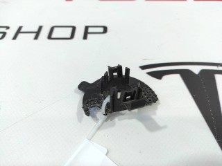 Кронштейн крепления парктроника, ориг. номер 1088445-00-B, Tesla Model 3 2017-2021