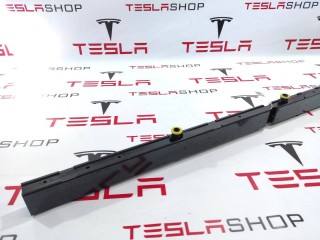 Распорка центральная корпуса основной батареи, ориг. номер 1131049-00-G, Tesla Model 3 2017-2021