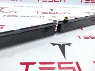 Распорка центральная корпуса основной батареи, ориг. номер 1131049-00-G, Tesla Model 3 2017-2021