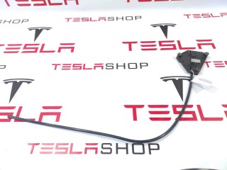 Кронштейн мотора привода люка, ориг. номер 6008694, 6008697-00-A, Tesla Model S 2012-2016