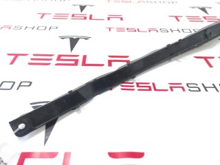Молдинг (плавник), ориг. номер 600818700D, Tesla Model S 2012-2016