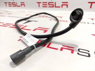 Дренажная трубка панорамной крыши, ориг. номер 1013245-00-F, DLHI5, Tesla Model S 2012-2016