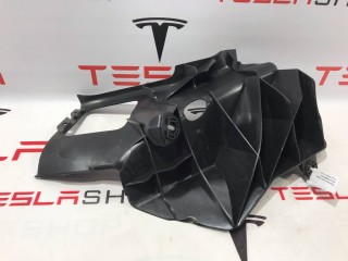 Панель для отдыха ноги водителя, ориг. номер 1035872-00-S, Tesla Model X 2015-2021