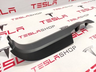Накладка стойки А, ориг. номер 1035963-00-C, Tesla Model X 2015-2021
