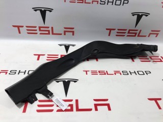Воздуховод стойки С, ориг. номер 1090901-00-B, Tesla Model X 2015-2021