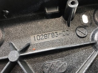 Панель двери, ориг. номер 1028783-00, Tesla Model X 2015-2021