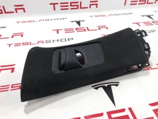 Накладка стойки B, внутренняя, ориг. номер 1035951-04-H, Tesla Model X 2015-2021